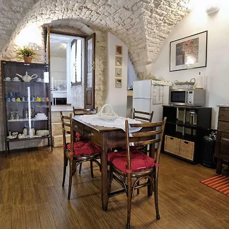 بيت للعطل La Casina Petra أوستوني