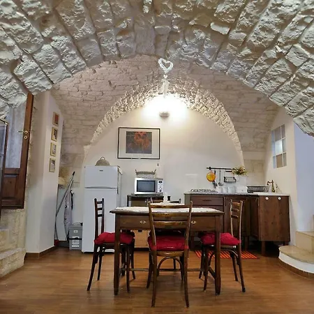 La Casina Petra أوستوني